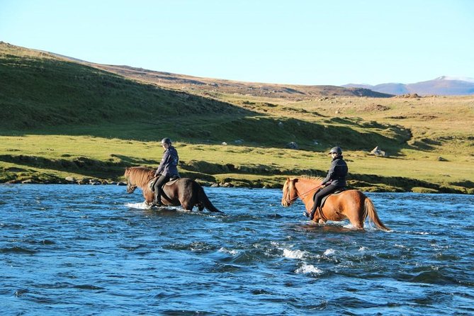 Private 3-Hour Horseback Riding Tour - Weather, clothing, and comfort in Iceland