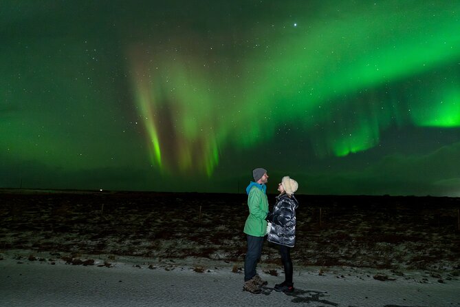 Private Aurora Hunt with Photos in Super Defender - What happens during the 9pm pickup