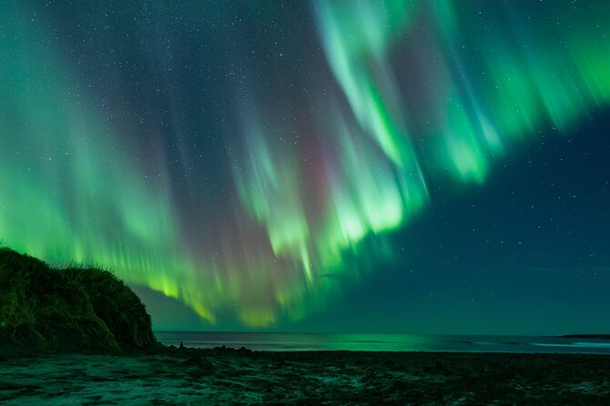 Private Aurora Hunt with Photos in Super Defender - A private night built around your group