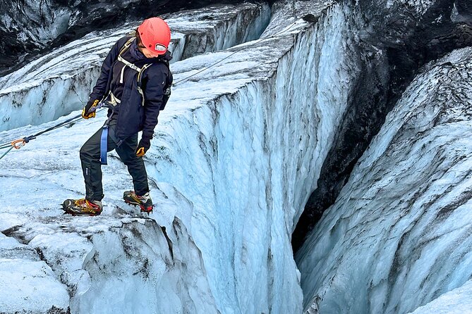 Private Extreme Encounter w/ ropes on Sólheimajökull Glacier - Meeting at the Sólheimajökull parking lot