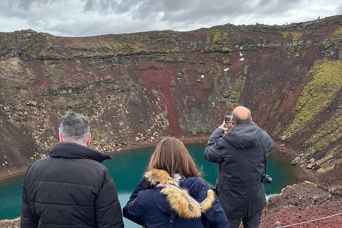 Private Guided Tour Golden Circle & Friðheimar Greenhouse Iceland - Kerið Crater: a colorful finish with an extra fee