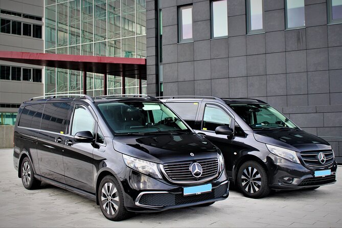 Private Keflavik Airport Transfer (One Way) - From Keflavik Airport to Reykjavik without the airport shuffle