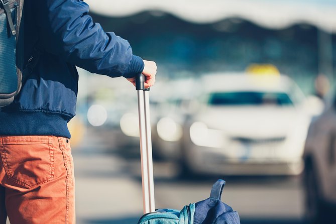 Private Keflavik Airport Transfer (One Way) - A private ride that works well after an overnight flight