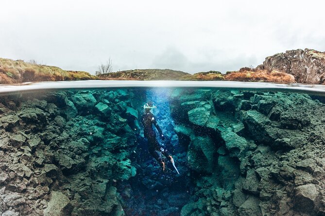 Private Silfra Snorkeling 6 p. group - Meet on Location - with Underwater Photos - Who should book this Silfra experience