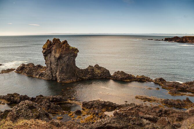 Private Snæfellsnes Peninsula day tour with 6+ Attractions - How the private vehicle affects the day
