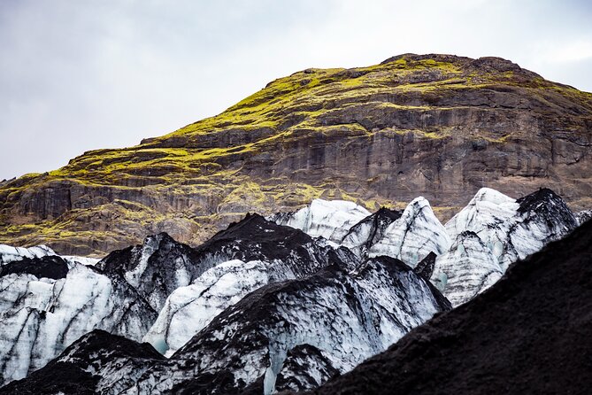 Private South Coast Fire and Ice: Glacier viewpoint & Lava Show - Walking toward Solheimajokull Glacier