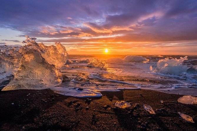 Private South Coast & Glacier Lagoon tour from Reykjavik - Reynisfjara and the black-sand shore