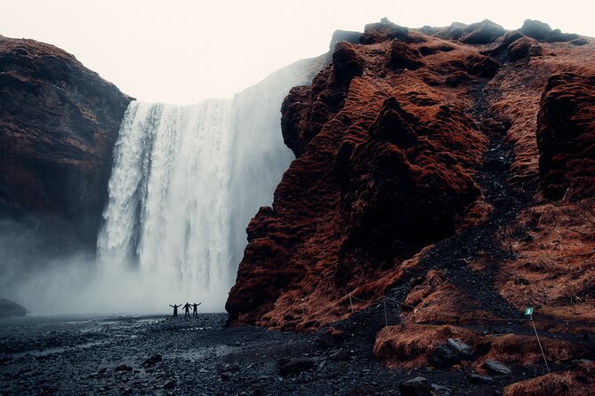 Private South Coast Tour of Iceland Including 6+ Main Attractions - Skogafoss: power, spray, and a high viewpoint