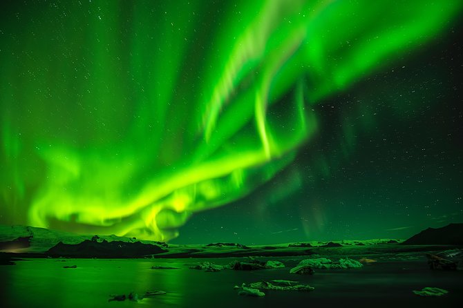 Private Super Jeep Northern lights hunt from Reykjavik - The first sighting, then the second chance