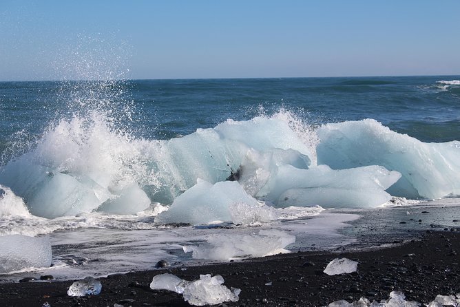 Private Tour Höfn: Jokulsárlón , Diamond Beach, Secret Glacier - Vatnajökull’s quieter glacier outlet
