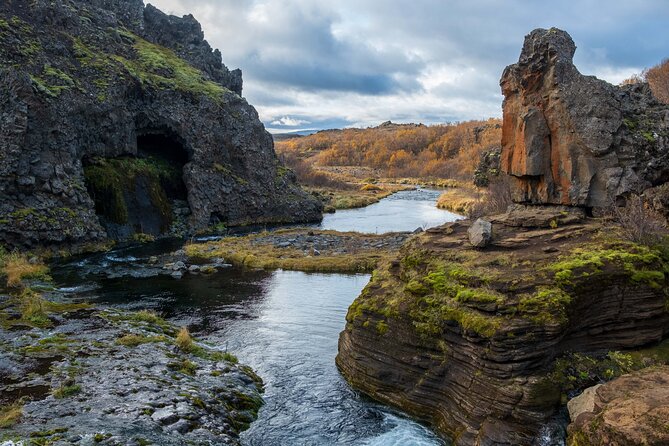 Private Tour of Valley of Tears and Highlands adventure - Hrauneyjar: a useful lunch break