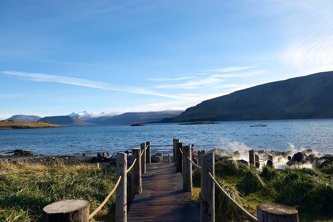 Private Tour to Golden Circle and Hvammsvík Hot Spring - Friðheimar: geothermal farming with lunch potential