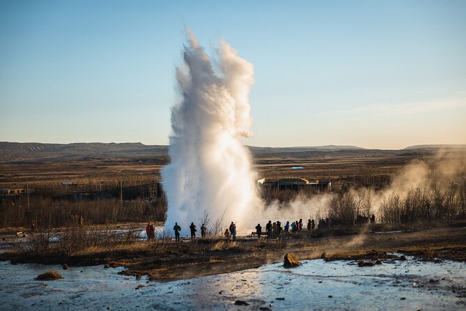 Private Tour to Golden Circle and Hvammsvík Hot Spring - Guides, comfort, and the private-vehicle advantage