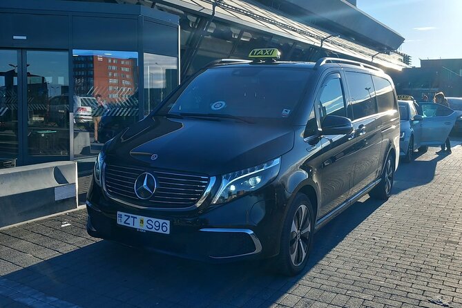 Private Transfer from Keflavik Airport to Reykjavik/surrounding - Key points before you book