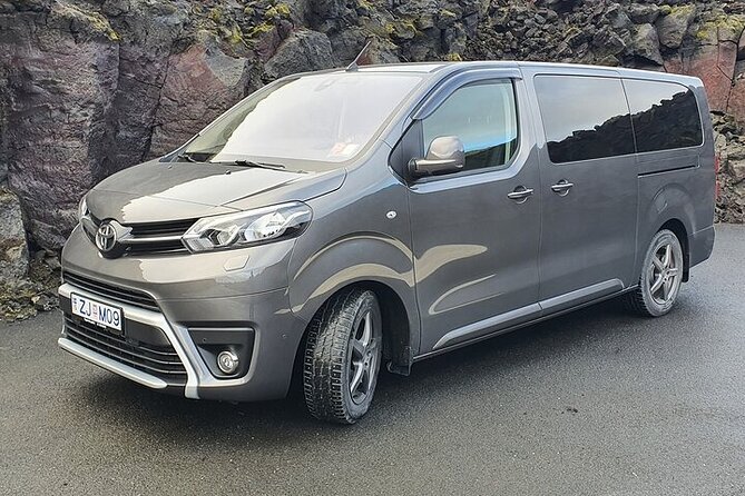 Private Transfer: Reykjavik Cruise Ports to hotels in Reykjavik - A short ride with a useful first look at Reykjavík