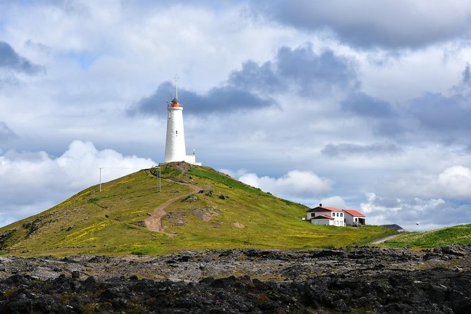 Reykjanes peninsula - Hafnarfjörður: a town break from the open coast