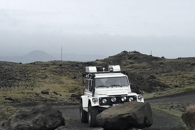 Reykjanes peninsula- Geopark and much more. Private tour - Grænavatn and Kleifarvatn show two sides of volcanic Iceland