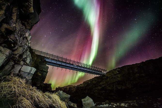 Reykjanes Peninsula Tour - The Bridge Between Continents begins with a good story
