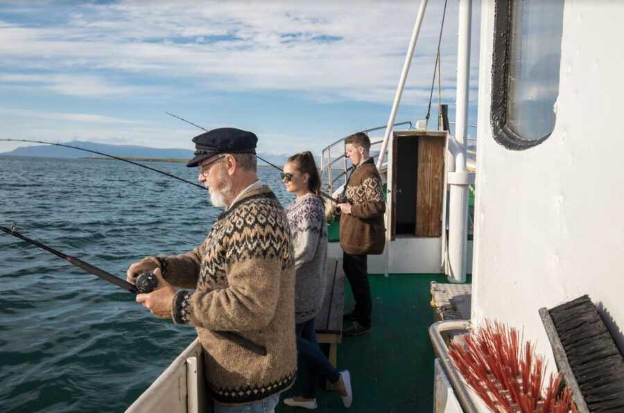 Reykjavik: 3-Hour Sea Angling Gourmet Experience Tour - Why this Reykjavik fishing trip feels different