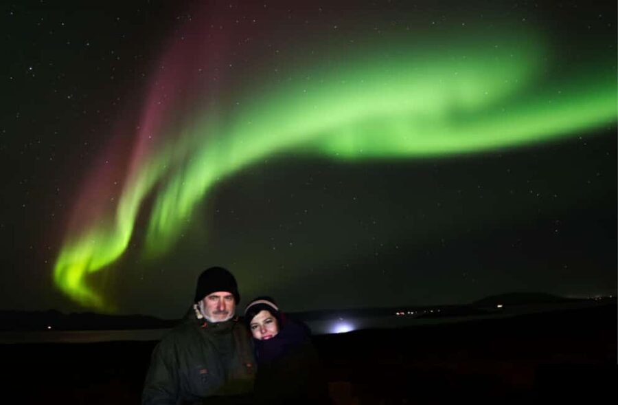 Reykjavík: 4x4 Minibus Northern Lights with Photo and Cocoa - Who will enjoy this tour most