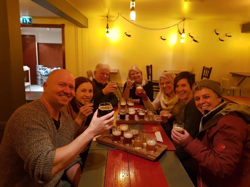 Reykjavik: Beer and Booze Tour - Stop two: Session Craft Bar