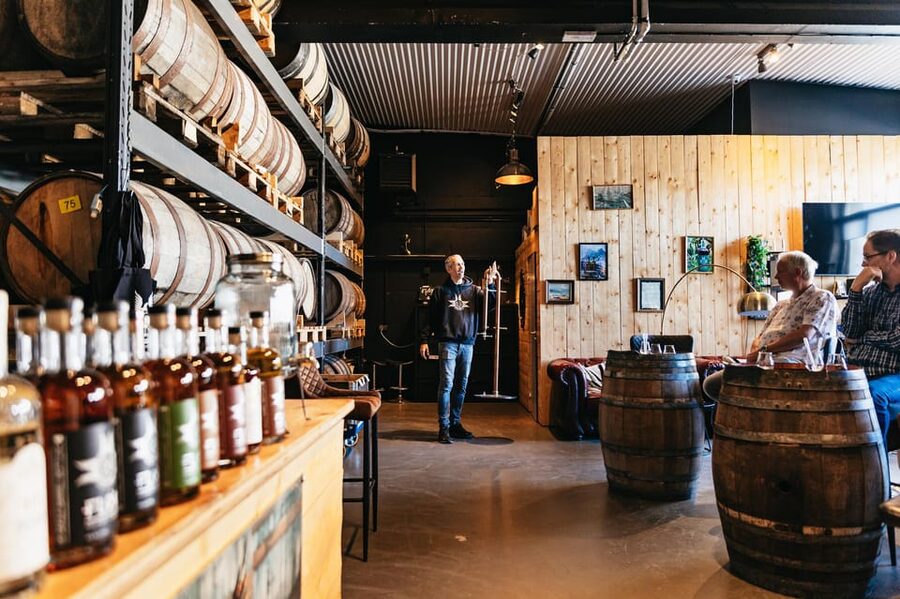 Reykjavik: Eimverk Distillery Guided Tour with Tasting - From Icelandic barley to the bottle
