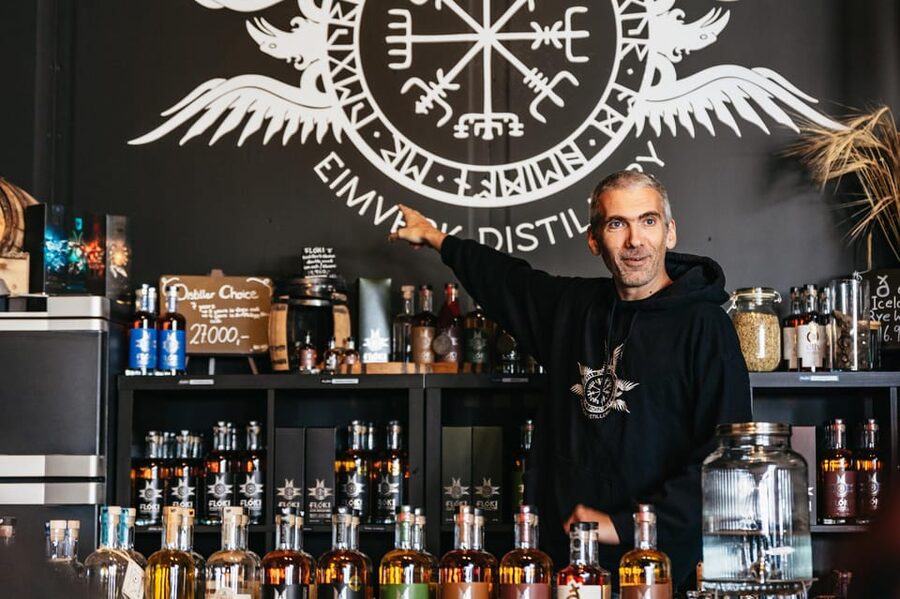 Reykjavik: Eimverk Distillery Guided Tour with Tasting - Back to the tasting room for comparisons
