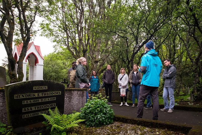 Reykjavik Folklore Walking Tour: Meet the Elves, Trolls & Ghosts of Iceland - The oldest graveyard and the story of Skúli Magnússon