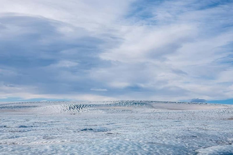 Reykjavík: Glacier Snowmobile and Hot Springs with Pickup - Who should book this glacier day