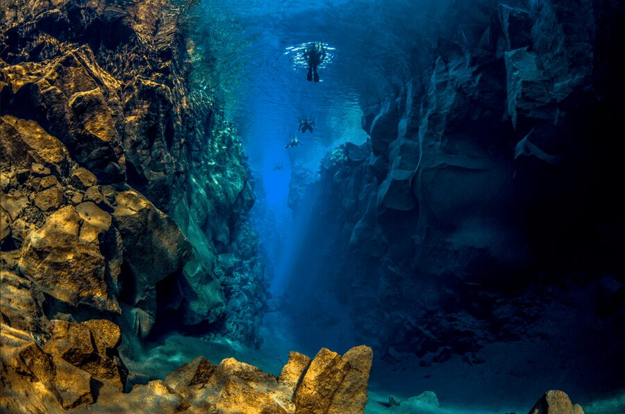 Reykjavík: Golden Circle and Silfra Snorkeling Combo Tour - The early start and the ride from Reykjavík