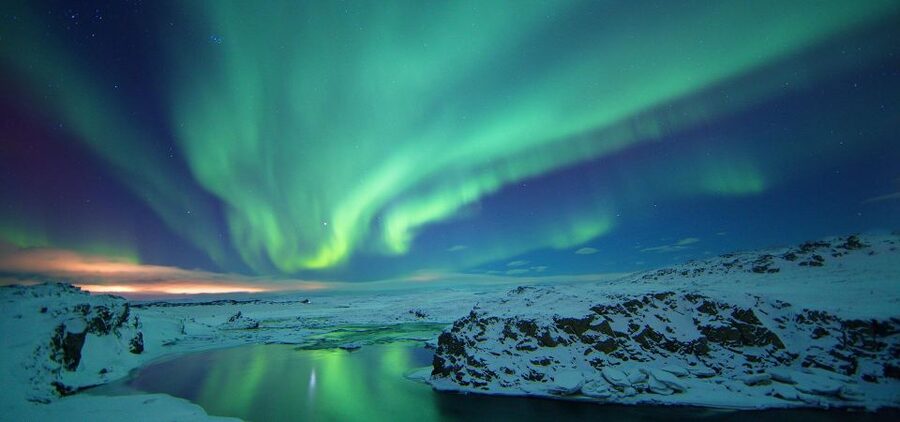 Reykjavík: Golden Circle, Blue Lagoon, and Aurora Tour - Þingvellir: Iceland’s dramatic starting point