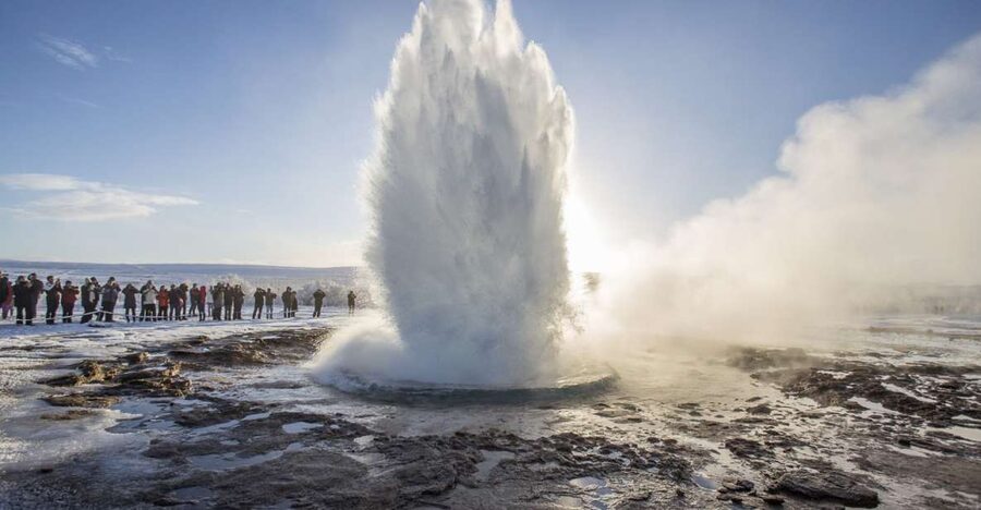 Reykjavík: Golden Circle, Bruarfoss, and Kerid Crater Tour - Þingvellir: geology and the story of Iceland
