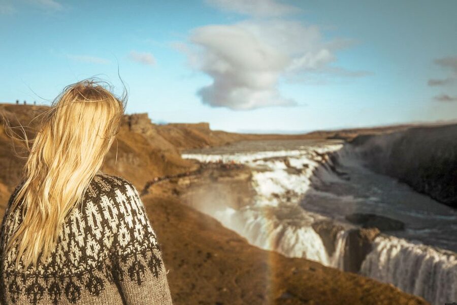 Reykjavik: Golden Circle Full-Day Tour with Kerid Crater - The guide shapes the day