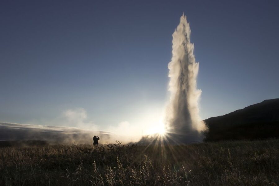 Reykjavik: Golden Circle, Tomato Farm and Kerið Crater Tour - Efstidalur Farm brings ice cream into the itinerary