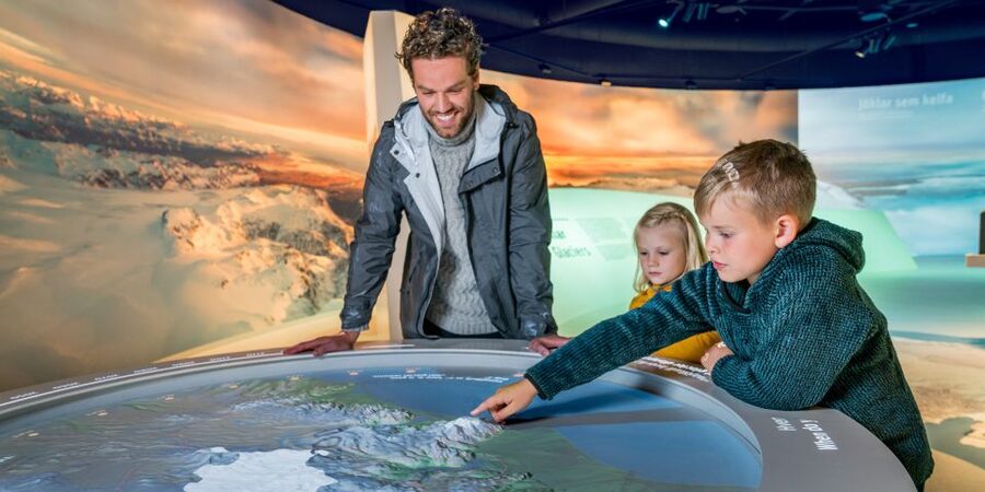 Reykjavík: Golden Circle Tour & Perlan Museum Tour - Why this Golden Circle and Perlan combination works