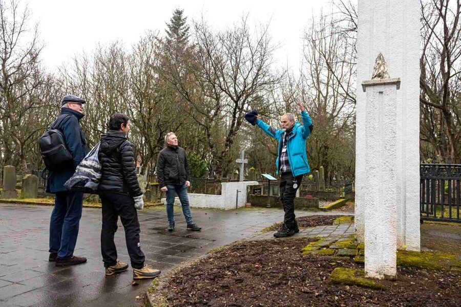 Reykjavik: Guided Folklore Walking Tour - Lake Tjornin and Iceland’s strange monsters
