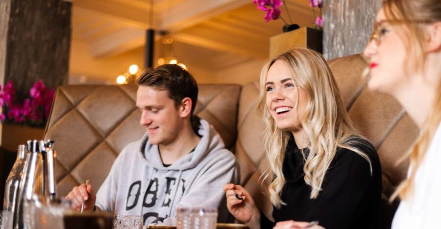 Reykjavik: Guided Foodie Walking Tour with 6 Tastings - Traditional Icelandic food without the lecture