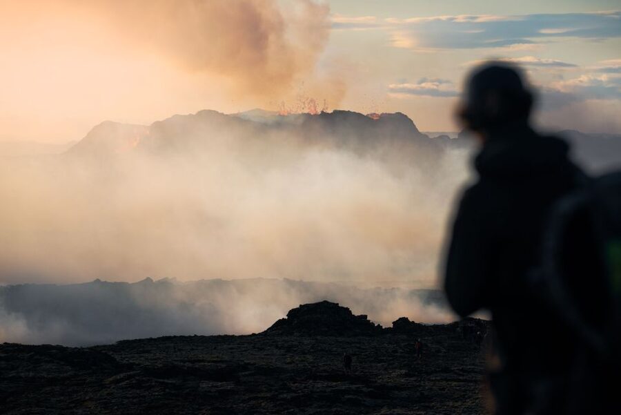 Reykjavik: Guided Tour to Volcano and Reykjanes Geopark - The Fagradalsfjall hike and lava viewpoint