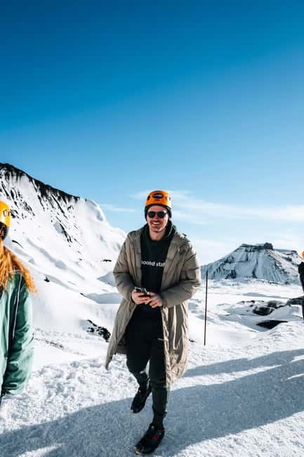 Reykjavik: Katla Ice Cave & South Coast Waterfalls Tour - Vík is the handoff point for the Super Jeep