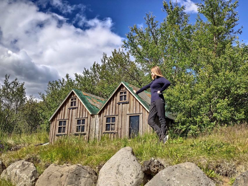 Reykjavik: Lava Cave, Hot Springs, and Waterfalls Tour - Deildartunguhver shows Iceland’s geothermal force