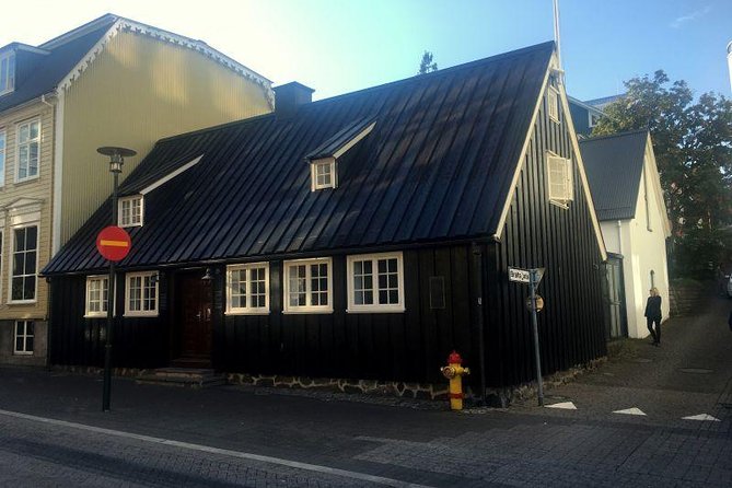 Reykjavik Main Sights and Hidden Spots: A Self-Guided Audio Walk - The Old Harbour and Reykjavik’s waterfront