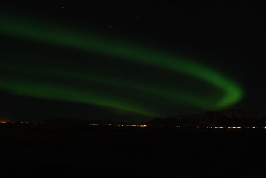 Reykjavík: Northern Lights Cruise - Warm gear and the heated saloon