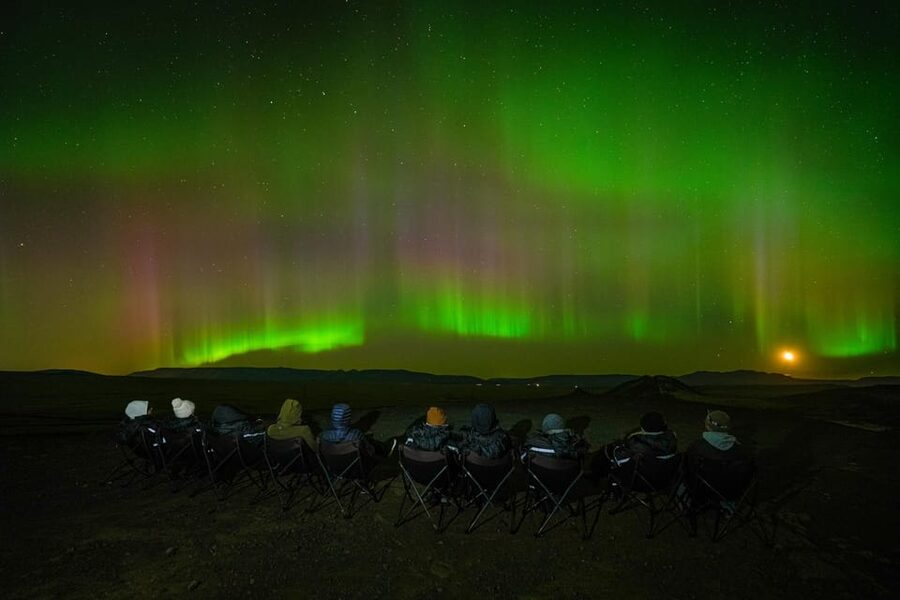 Reykjavik: Northern Lights Tour with Private Photographer - Why this Reykjavik Northern Lights tour is different