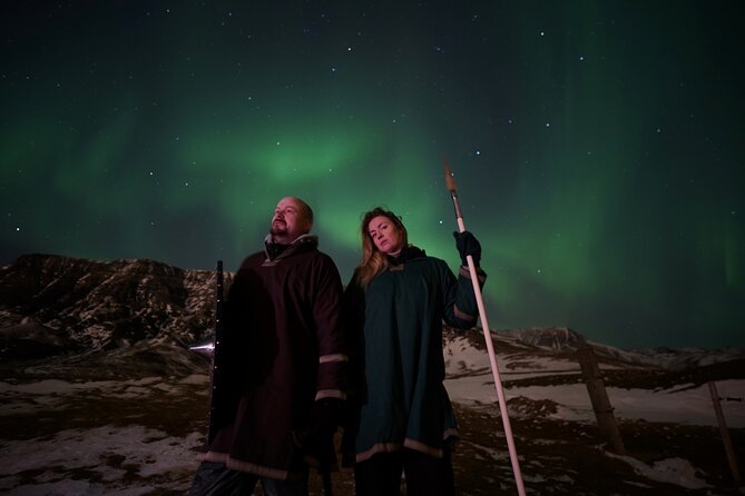 Reykjavik Northern Lights Tour with Pro Aurora Photos Small Group - Leaving Reykjavik for the evening search