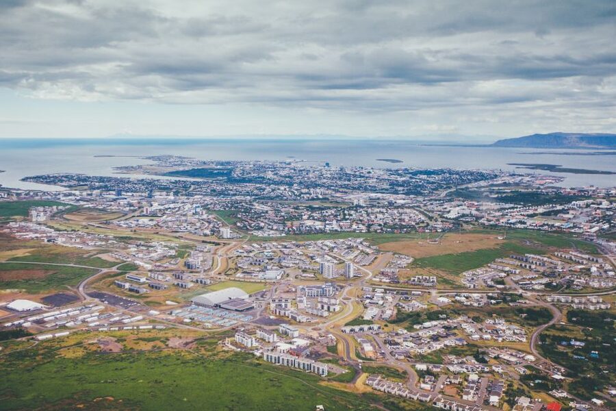 Reykjavik: Panoramic Helicopter Flight with Summit Landing - First views of Harpa and Hallgrímskirkja