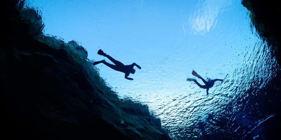 Reykjavík: Silfra Fissure Snorkeling and Lava Caving Tour - Key points at a glance