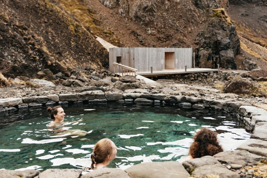 Reykjavik: Silver Circle Tour, Canyon Ride, & Thermal Baths - Why the Silver Circle makes a good alternative to the Golden Circle