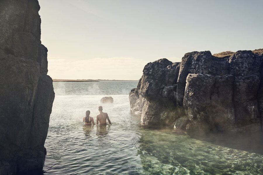 Reykjavik: Sky Lagoon Entrance Pass With 7-Step Spa Ritual - Step one: Laug, the warm lagoon
