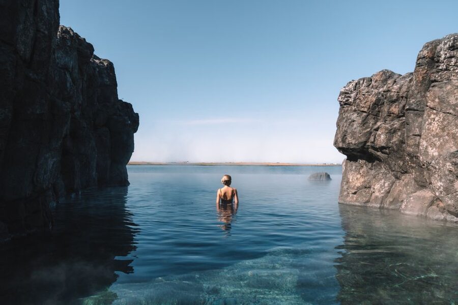 Reykjavik: Sky Lagoon Entrance Pass With 7-Step Spa Ritual - Step two: Kuldi, the cold plunge