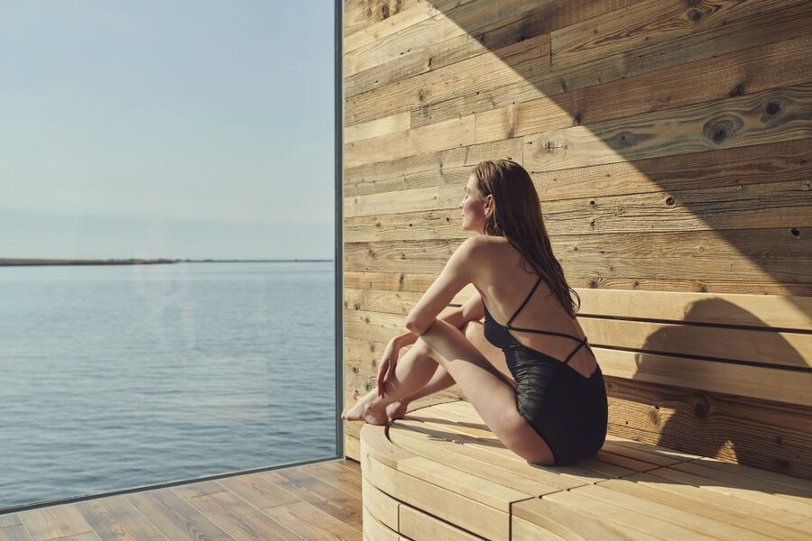 Reykjavik: Sky Lagoon Entrance Pass With 7-Step Spa Ritual - Step four: Súld, the cold mist